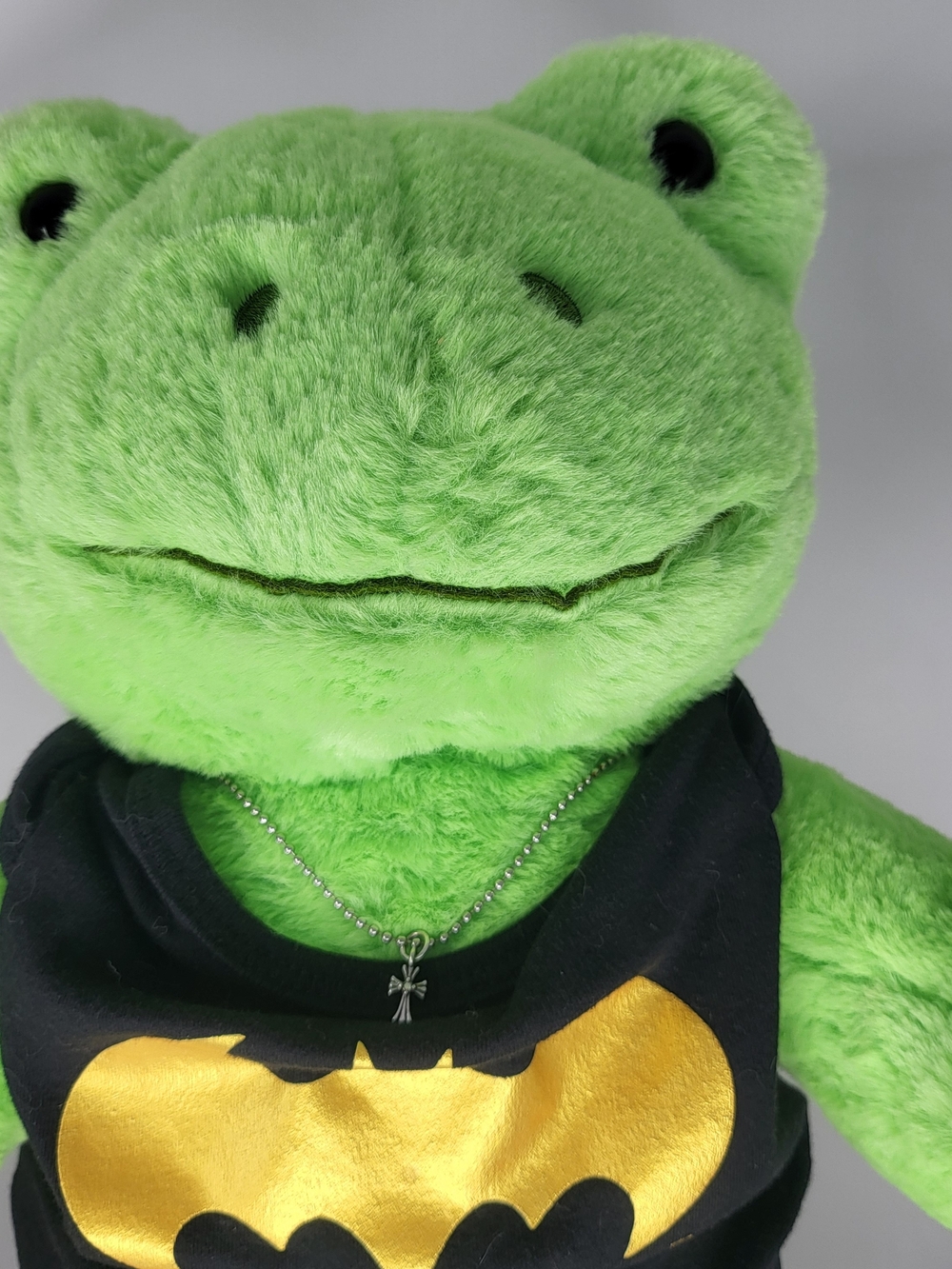 Build-A-Bear Green Frog Plush with Black Gold Batman Shirt - Picture 5 of 6